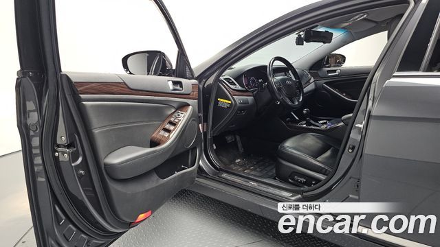 Kia K7 2015 — photo 10