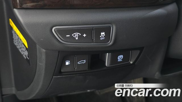 Genesis EQ900 2017 — photo 29