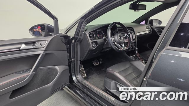Volkswagen Golf 2015 — photo 10
