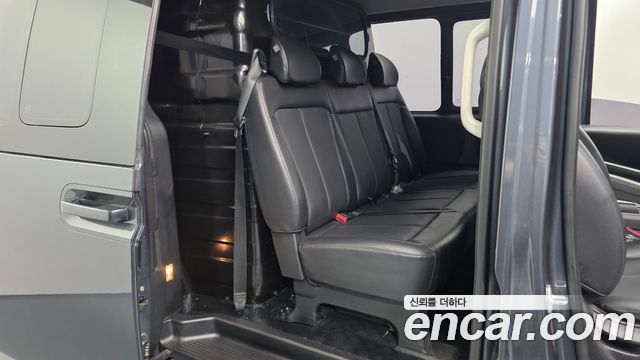 Hyundai Staria 2022 — photo 17