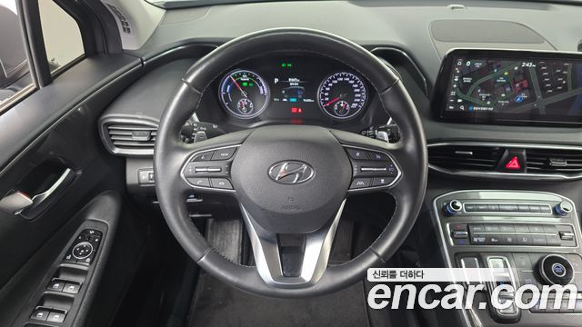 Hyundai Santafe 2023 — photo 18