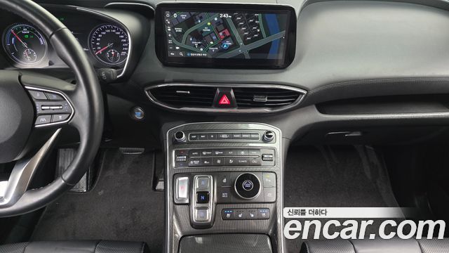 Hyundai Santafe 2023 — photo 23