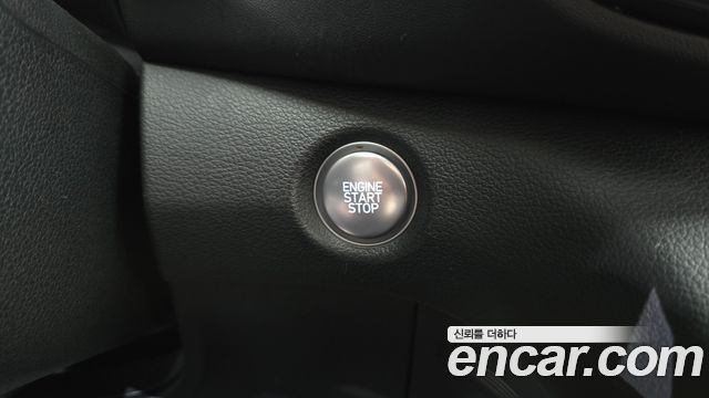 Hyundai Santafe 2023 — photo 27