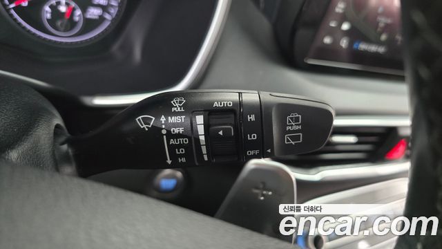 Hyundai Santafe 2023 — photo 28