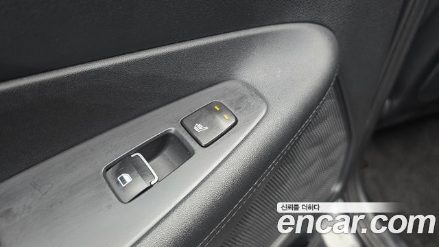 Hyundai Santafe 2023 — photo 33