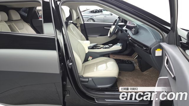 Kia EV6 2024 — photo 16