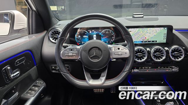Mercedes-Benz GLA-Class 2023 — photo 19