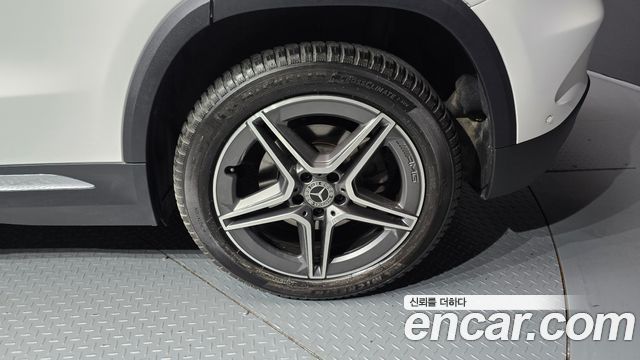 Mercedes-Benz GLA-Class 2023 — photo 7