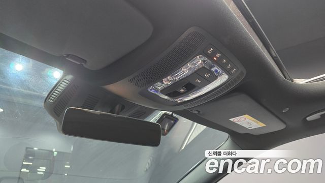 Mercedes-Benz GLA-Class 2023 — photo 29
