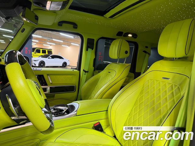 Mercedes-Benz G-Class 2022 — photo 10