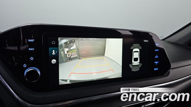 Hyundai Sonata 2022 — photo 14