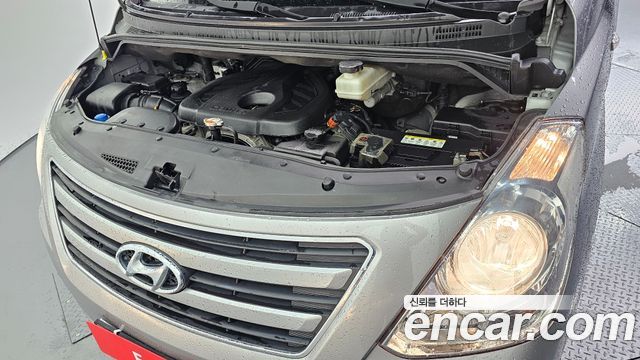 Hyundai Starex 2018 — photo 6