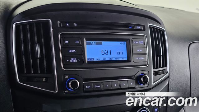Hyundai Starex 2018 — photo 21