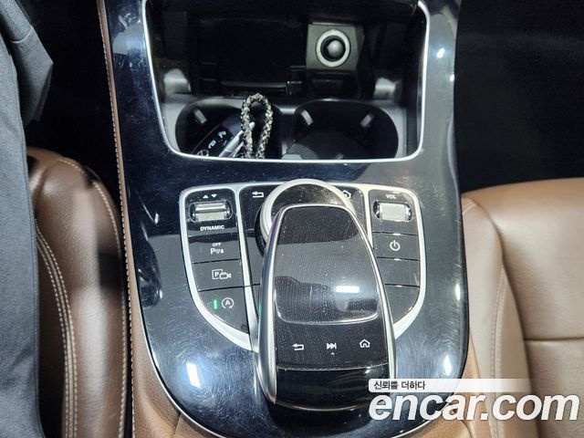 Mercedes-Benz E-Class 2017 — photo 13