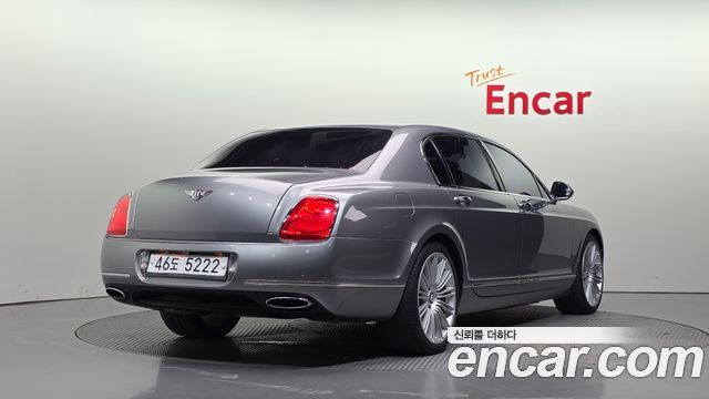 Bentley Flying Spur 2013 — photo 2
