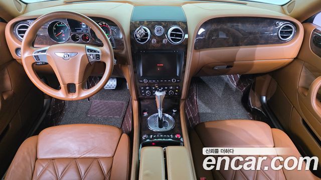 Bentley Flying Spur 2013 — photo 7