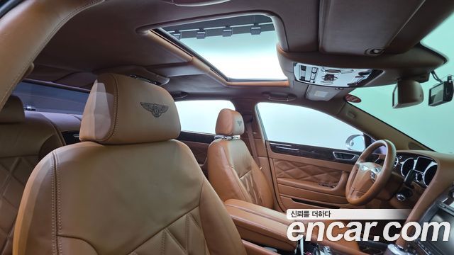 Bentley Flying Spur 2013 — photo 20