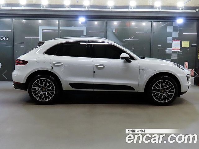 Porsche Macan 2017 — photo 3