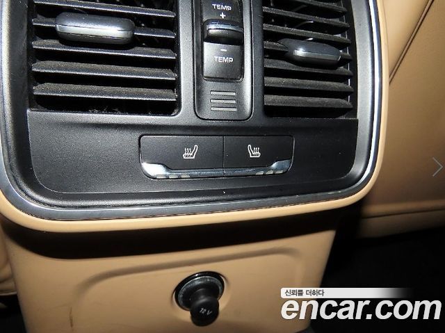 Porsche Macan 2017 — photo 14