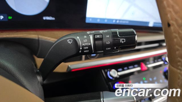 Hyundai Santafe 2024 — photo 28