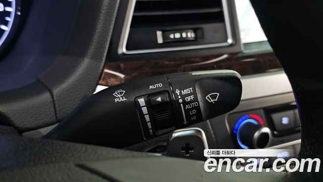 Hyundai Genesis 2016 — photo 23