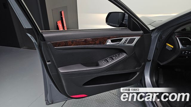 Hyundai Genesis 2016 — photo 14
