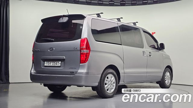 Hyundai Starex 2019 — photo 2