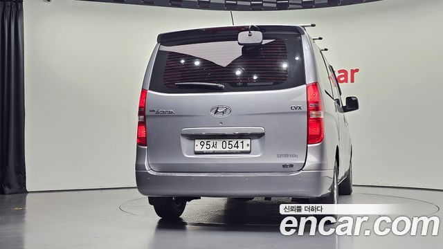 Hyundai Starex 2019 — photo 4