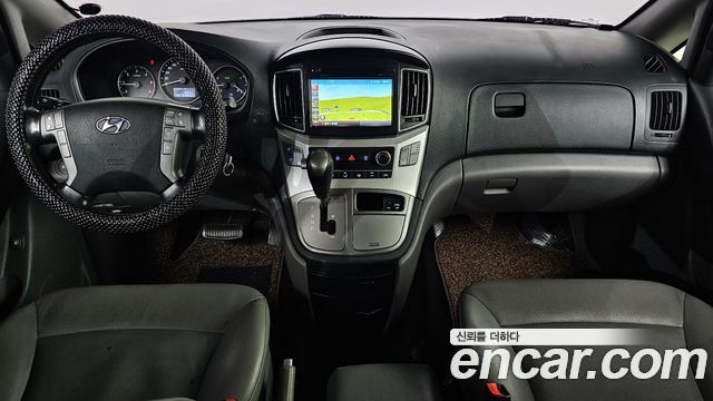 Hyundai Starex 2019 — photo 7
