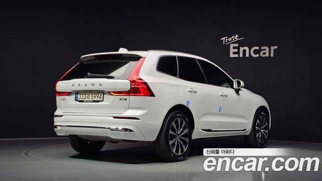 Volvo XC60 2024 — photo 2