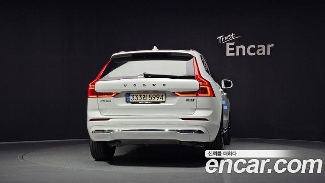 Volvo XC60 2024 — photo 4