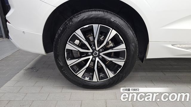 Volvo XC60 2024 — photo 5