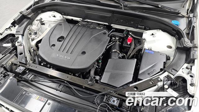 Volvo XC60 2024 — photo 6