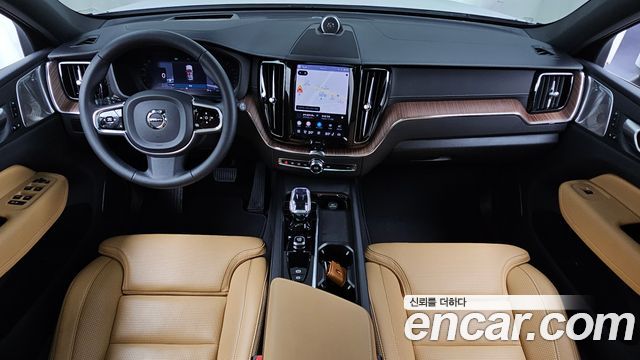 Volvo XC60 2024 — photo 10