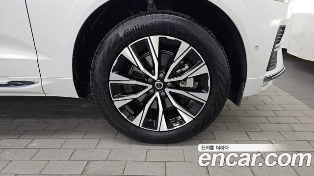Volvo XC60 2024 — photo 7