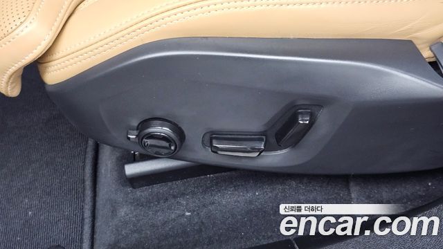 Volvo XC60 2024 — photo 31