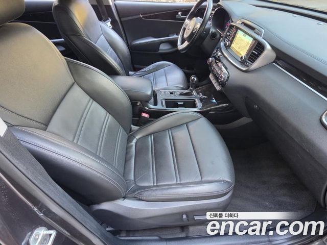 Kia Sorento 2016 — photo 12