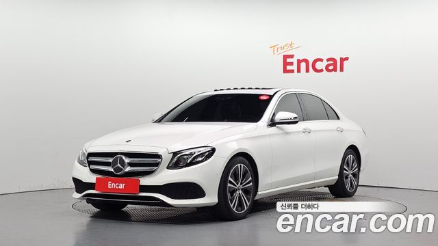 Mercedes-Benz E-Class 2020 — photo 1