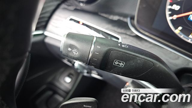 Mercedes-Benz E-Class 2020 — photo 28