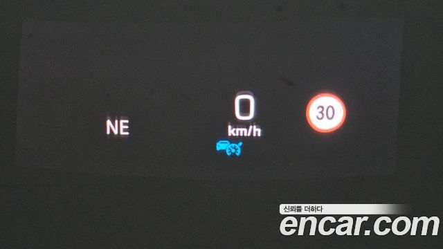 Mercedes-Benz E-Class 2020 — photo 29