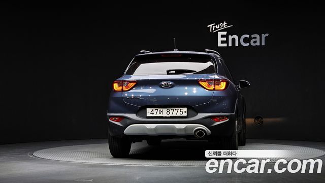 Kia Stonic 2018 — photo 4