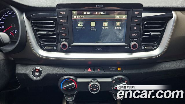 Kia Stonic 2018 — photo 20