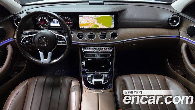 Mercedes-Benz E-Class 2019 — photo 7