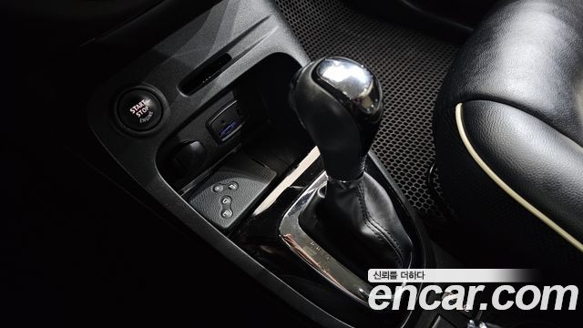 Renault Korea QM3 2016 — photo 12