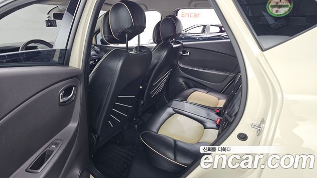 Renault Korea QM3 2016 — photo 17