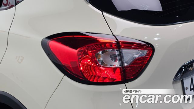 Renault Korea QM3 2016 — photo 9