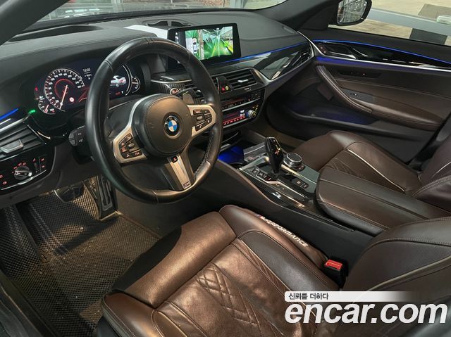 BMW 5-Series 2018 — photo 5