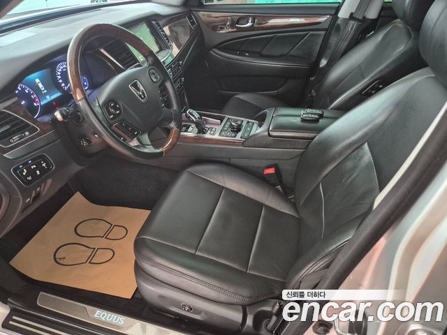 Hyundai Equus 2014 — photo 10
