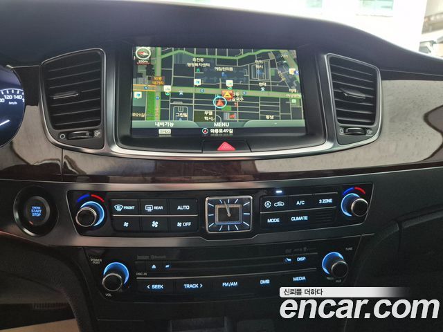 Hyundai Equus 2014 — photo 14