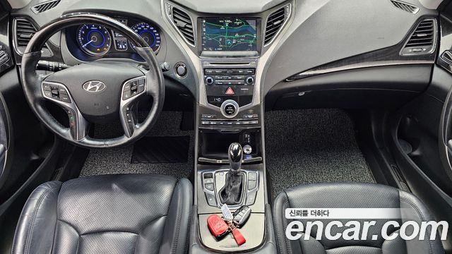 Hyundai Grandeur 2016 — photo 10
